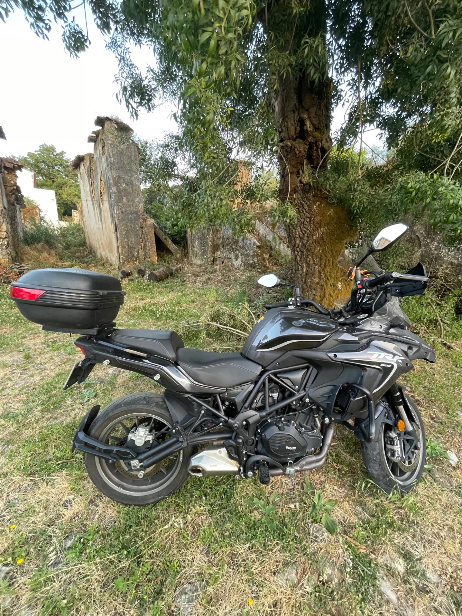 Benelli TRK 502 2024 • 20.000 km